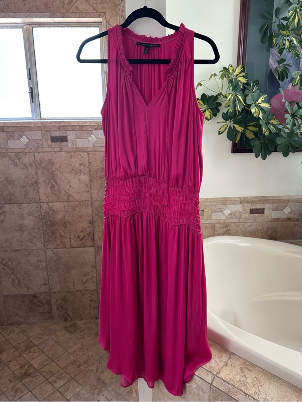 WHBM White House Black Market Sleeveless Fuchsia Pink Flowy Dress Size M